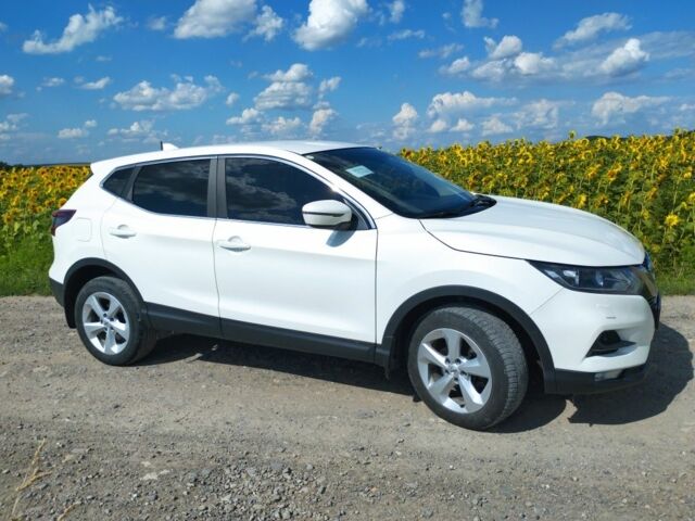 Білий Ніссан Кашкай, об'ємом двигуна 1.6 л та пробігом 169 тис. км за 19700 $, фото 6 на Automoto.ua