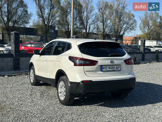 Белый Ниссан Кашкай, объемом двигателя 1.2 л и пробегом 47 тыс. км за 18300 $, фото 7 на Automoto.ua