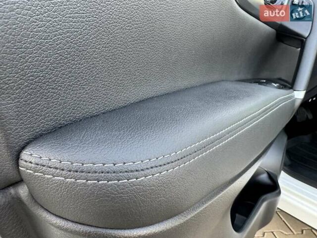 Білий Ніссан Кашкай, об'ємом двигуна 2 л та пробігом 58 тис. км за 21900 $, фото 63 на Automoto.ua