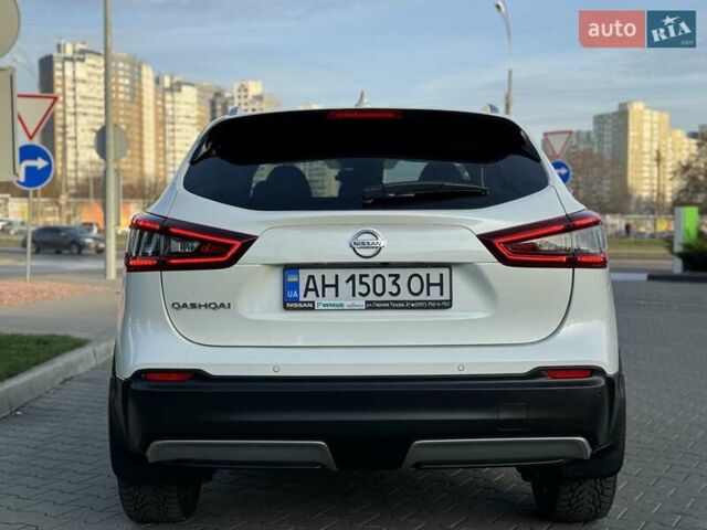 Білий Ніссан Кашкай, об'ємом двигуна 2 л та пробігом 58 тис. км за 21900 $, фото 20 на Automoto.ua