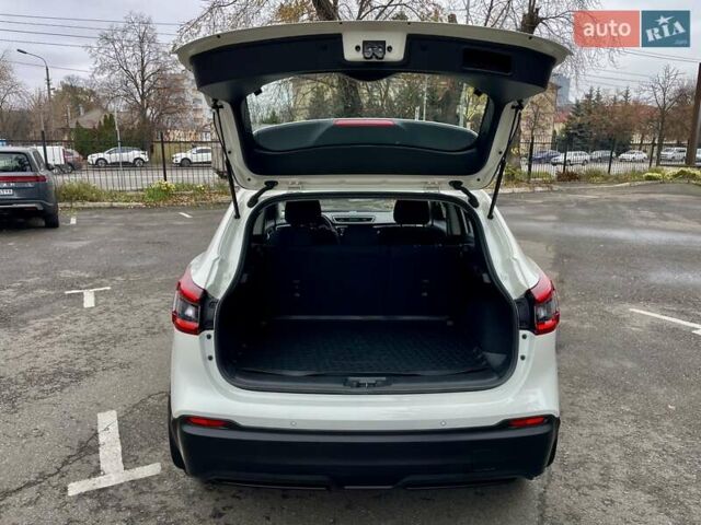Білий Ніссан Кашкай, об'ємом двигуна 1.6 л та пробігом 75 тис. км за 19500 $, фото 26 на Automoto.ua