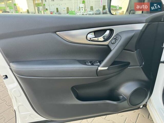 Білий Ніссан Кашкай, об'ємом двигуна 2 л та пробігом 58 тис. км за 21900 $, фото 60 на Automoto.ua