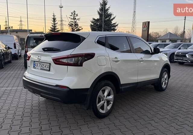 Білий Ніссан Кашкай, об'ємом двигуна 2 л та пробігом 37 тис. км за 18990 $, фото 3 на Automoto.ua