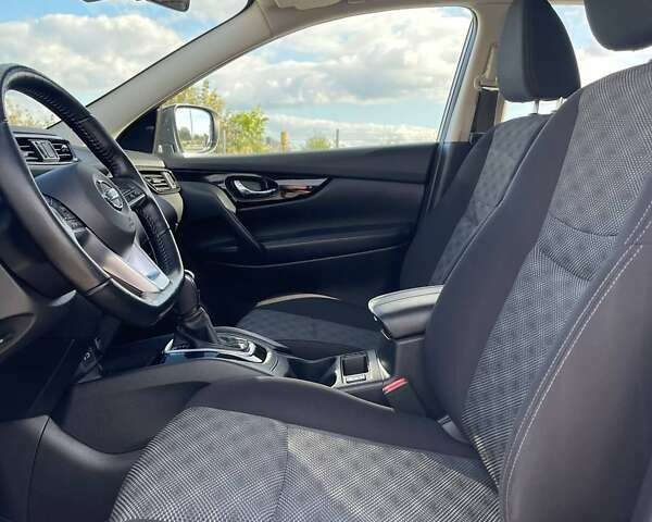Ниссан Кашкай 2020 в Львове на Automoto.ua Белый Ниссан Кашкай, объемом двигателя 2.02 л и пробегом 56 тыс. км за 15900 $, фото 9 на Automoto.ua