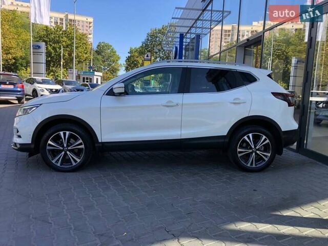Белый Ниссан Кашкай, объемом двигателя 2 л и пробегом 68 тыс. км за 21000 $, фото 8 на Automoto.ua
