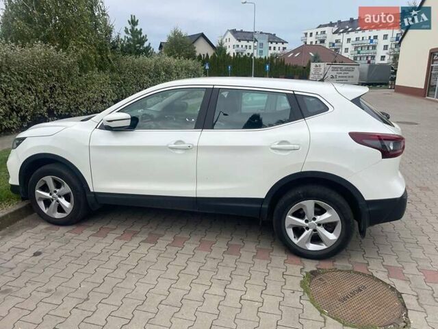 Білий Ніссан Кашкай, об'ємом двигуна 1.2 л та пробігом 42 тис. км за 16000 $, фото 1 на Automoto.ua