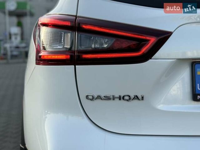 Білий Ніссан Кашкай, об'ємом двигуна 2 л та пробігом 58 тис. км за 21900 $, фото 34 на Automoto.ua