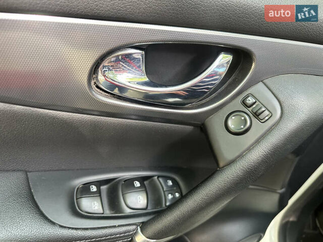 Білий Ніссан Кашкай, об'ємом двигуна 1.6 л та пробігом 140 тис. км за 21500 $, фото 8 на Automoto.ua