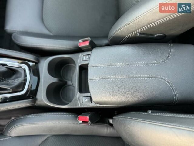 Білий Ніссан Кашкай, об'ємом двигуна 2 л та пробігом 58 тис. км за 21900 $, фото 55 на Automoto.ua