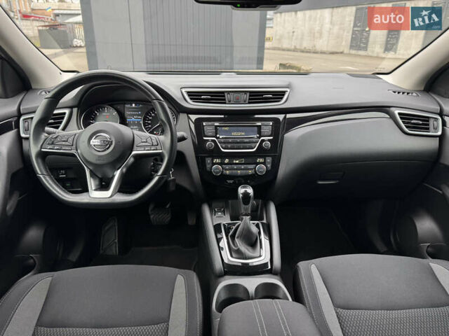 Белый Ниссан Кашкай, объемом двигателя 1.6 л и пробегом 47 тыс. км за 19999 $, фото 20 на Automoto.ua