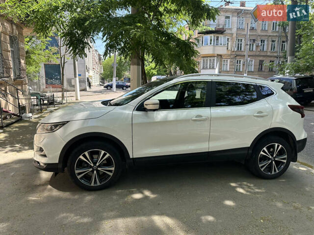 Білий Ніссан Кашкай, об'ємом двигуна 1.6 л та пробігом 140 тис. км за 21500 $, фото 1 на Automoto.ua