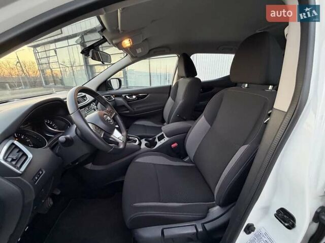 Білий Ніссан Кашкай, об'ємом двигуна 2 л та пробігом 22 тис. км за 22500 $, фото 15 на Automoto.ua