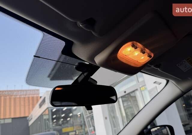 Білий Ніссан Кашкай, об'ємом двигуна 2 л та пробігом 37 тис. км за 18990 $, фото 11 на Automoto.ua