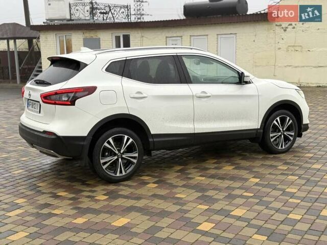 Білий Ніссан Кашкай, об'ємом двигуна 1.6 л та пробігом 102 тис. км за 19900 $, фото 2 на Automoto.ua