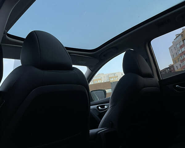 Белый Ниссан Кашкай, объемом двигателя 2 л и пробегом 64 тыс. км за 21500 $, фото 27 на Automoto.ua