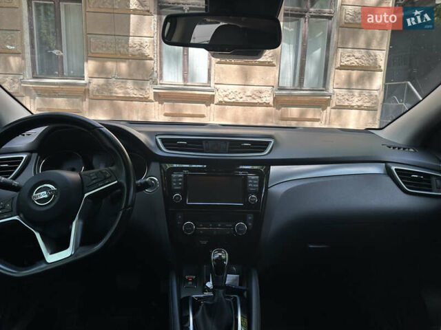 Білий Ніссан Кашкай, об'ємом двигуна 1.6 л та пробігом 140 тис. км за 21500 $, фото 7 на Automoto.ua