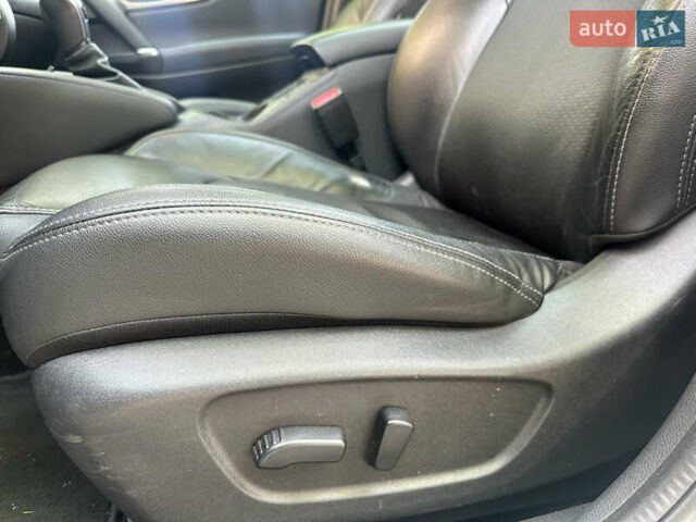 Білий Ніссан Кашкай, об'ємом двигуна 1.6 л та пробігом 140 тис. км за 21500 $, фото 9 на Automoto.ua