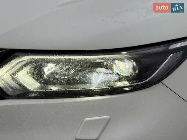Білий Ніссан Кашкай, об'ємом двигуна 1.6 л та пробігом 102 тис. км за 19900 $, фото 10 на Automoto.ua