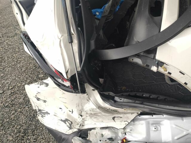 Белый Ниссан Кашкай, объемом двигателя 2 л и пробегом 47 тыс. км за 9000 $, фото 13 на Automoto.ua