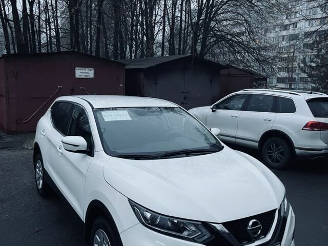 Белый Ниссан Кашкай, объемом двигателя 1.6 л и пробегом 33 тыс. км за 21000 $, фото 5 на Automoto.ua