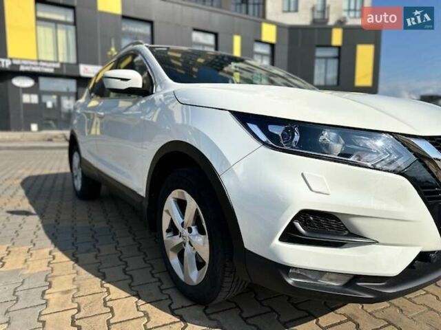 Белый Ниссан Кашкай, объемом двигателя 1.2 л и пробегом 48 тыс. км за 18000 $, фото 41 на Automoto.ua