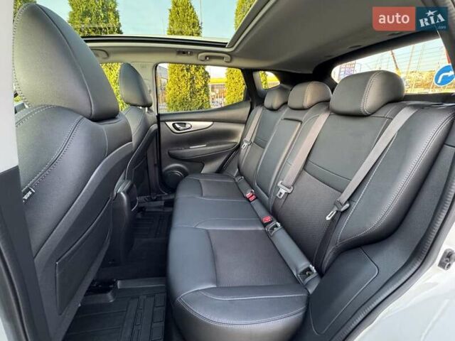 Білий Ніссан Кашкай, об'ємом двигуна 2 л та пробігом 58 тис. км за 21900 $, фото 64 на Automoto.ua