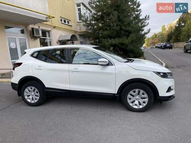 Ниссан Кашкай 2020 в Харькове на Automoto.ua Белый Ниссан Кашкай, объемом двигателя 1.6 л и пробегом 37 тыс. км за 19499 $, фото 5 на Automoto.ua