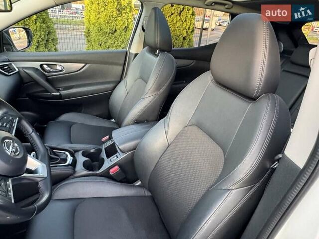 Білий Ніссан Кашкай, об'ємом двигуна 2 л та пробігом 58 тис. км за 21900 $, фото 46 на Automoto.ua