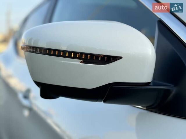 Білий Ніссан Кашкай, об'ємом двигуна 2 л та пробігом 58 тис. км за 21900 $, фото 43 на Automoto.ua