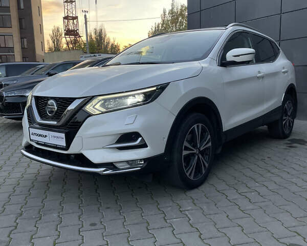 Белый Ниссан Кашкай, объемом двигателя 2 л и пробегом 64 тыс. км за 21500 $, фото 4 на Automoto.ua