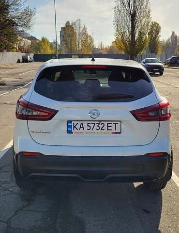 Белый Ниссан Кашкай, объемом двигателя 1.6 л и пробегом 74 тыс. км за 21500 $, фото 18 на Automoto.ua