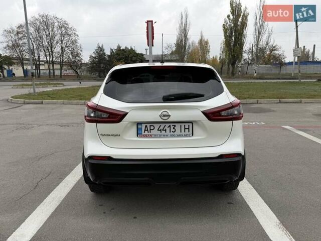 Білий Ніссан Кашкай, об'ємом двигуна 1.2 л та пробігом 40 тис. км за 16500 $, фото 6 на Automoto.ua