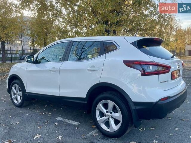 Белый Ниссан Кашкай, объемом двигателя 1.2 л и пробегом 67 тыс. км за 17500 $, фото 13 на Automoto.ua