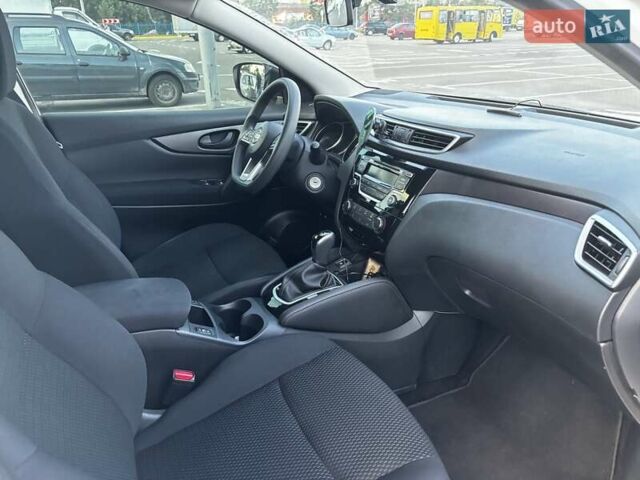 Білий Ніссан Кашкай, об'ємом двигуна 1.2 л та пробігом 79 тис. км за 20900 $, фото 8 на Automoto.ua