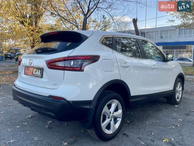 Белый Ниссан Кашкай, объемом двигателя 1.2 л и пробегом 67 тыс. км за 17500 $, фото 17 на Automoto.ua