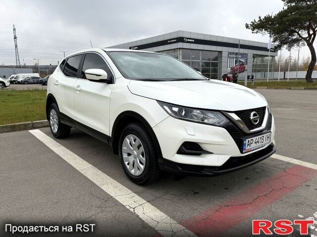 Білий Ніссан Кашкай, об'ємом двигуна 1.2 л та пробігом 40 тис. км за 16500 $, фото 2 на Automoto.ua