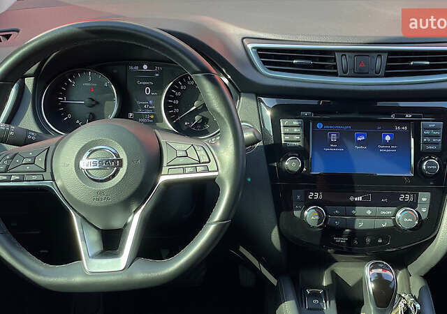 Белый Ниссан Кашкай, объемом двигателя 1.6 л и пробегом 29 тыс. км за 25042 $, фото 8 на Automoto.ua