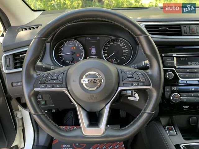 Белый Ниссан Кашкай, объемом двигателя 1.2 л и пробегом 67 тыс. км за 17900 $, фото 32 на Automoto.ua