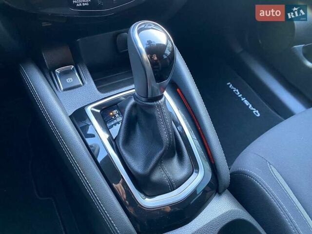 Белый Ниссан Кашкай, объемом двигателя 1.6 л и пробегом 7 тыс. км за 24650 $, фото 41 на Automoto.ua