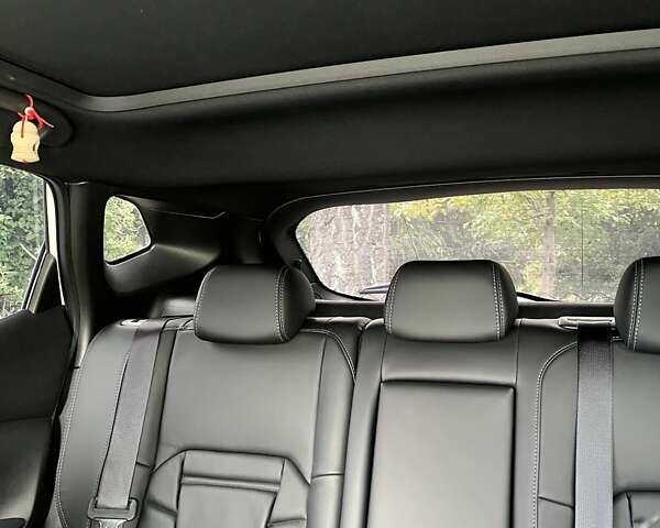 Белый Ниссан Кашкай, объемом двигателя 1.6 л и пробегом 8 тыс. км за 32299 $, фото 4 на Automoto.ua