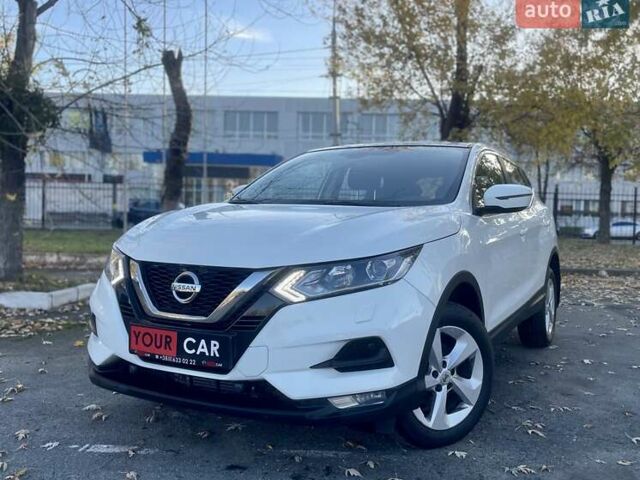 Белый Ниссан Кашкай, объемом двигателя 1.2 л и пробегом 67 тыс. км за 17500 $, фото 6 на Automoto.ua