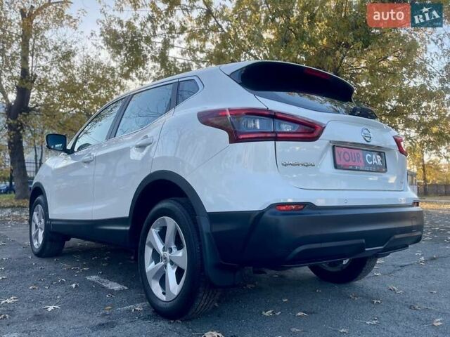 Белый Ниссан Кашкай, объемом двигателя 1.2 л и пробегом 67 тыс. км за 17500 $, фото 14 на Automoto.ua