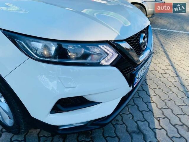 Белый Ниссан Кашкай, объемом двигателя 1.6 л и пробегом 7 тыс. км за 24650 $, фото 20 на Automoto.ua