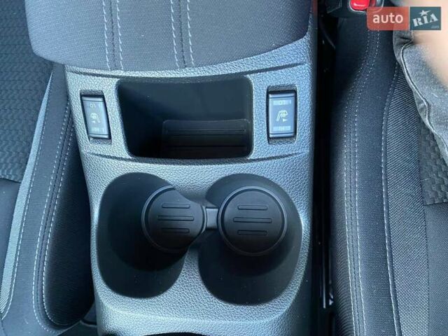 Белый Ниссан Кашкай, объемом двигателя 1.6 л и пробегом 7 тыс. км за 24650 $, фото 40 на Automoto.ua