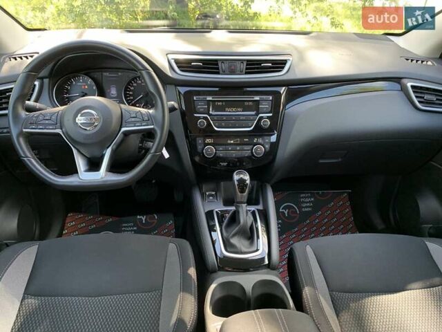 Белый Ниссан Кашкай, объемом двигателя 1.2 л и пробегом 67 тыс. км за 17900 $, фото 29 на Automoto.ua