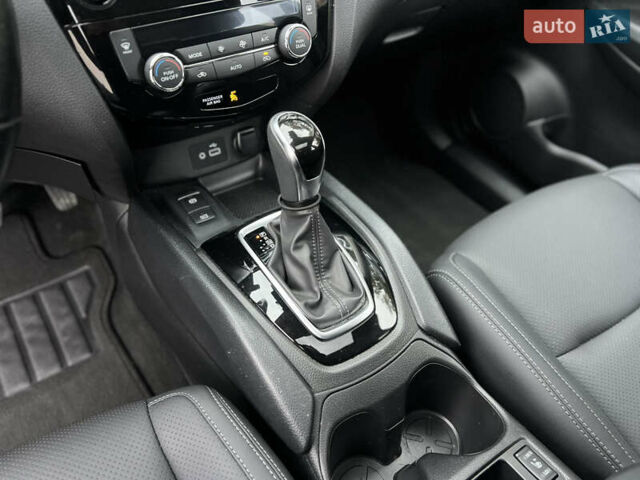 Белый Ниссан Кашкай, объемом двигателя 2 л и пробегом 17 тыс. км за 19500 $, фото 31 на Automoto.ua