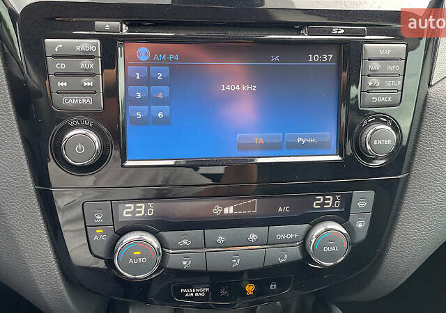 Белый Ниссан Кашкай, объемом двигателя 1.6 л и пробегом 29 тыс. км за 25042 $, фото 14 на Automoto.ua