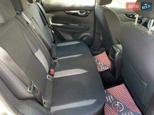 Белый Ниссан Кашкай, объемом двигателя 1.2 л и пробегом 67 тыс. км за 17900 $, фото 38 на Automoto.ua