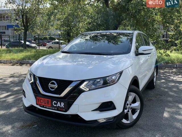 Белый Ниссан Кашкай, объемом двигателя 1.2 л и пробегом 67 тыс. км за 17900 $, фото 6 на Automoto.ua