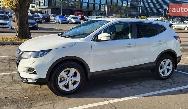 Белый Ниссан Кашкай, объемом двигателя 1.6 л и пробегом 74 тыс. км за 21500 $, фото 13 на Automoto.ua